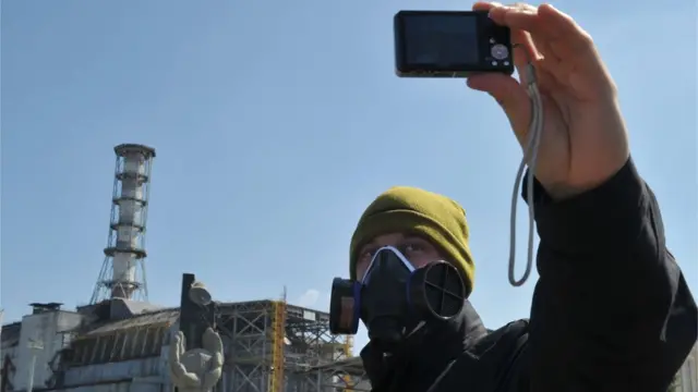 "Selfie" junto al reactor, en 2011