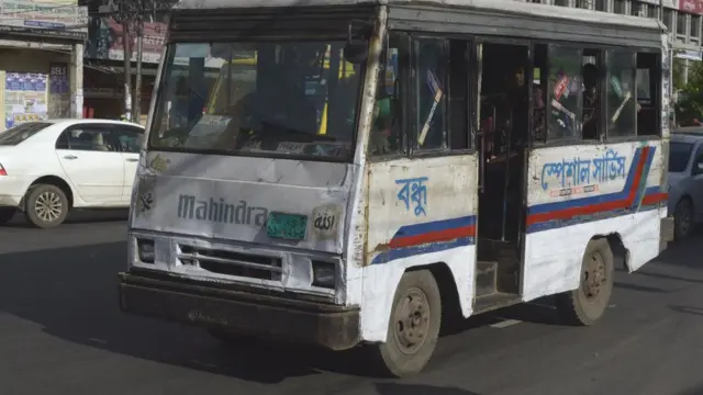 হিউম্যান হলারের নিরাপত্তা নির্ভর করে চালক ও গাড়ির ফিটনেসের ওপর।