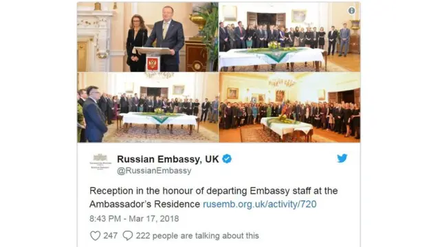 বহিষ্কারের নির্দেশ পাওয়ার পর মস্কোয় ব্রিটিশ দূতাবাসের বিদায় অনুষ্ঠান