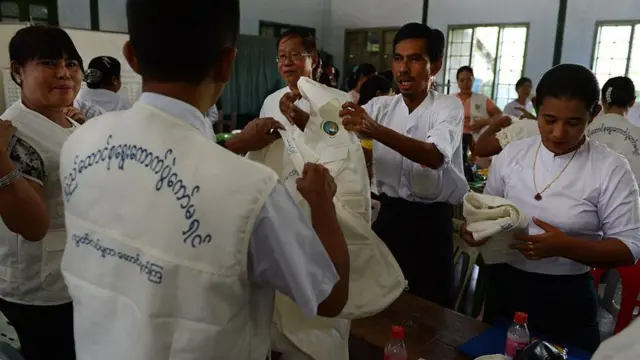 ရွေးကောက်ပွဲလေ့လာခွင့်ကို ၂၀၁၅ အထွေထွေရွေးကောက်ပွဲမှာ စတင်ခွင့်ပြုခဲ့တာဖြစ်ပါတယ်။