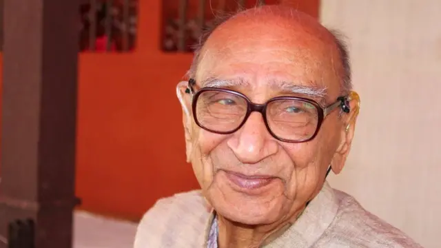 મહાદેવ દેસાઈના પુત્ર નારાયણ મહાદેવ દેસાઈ