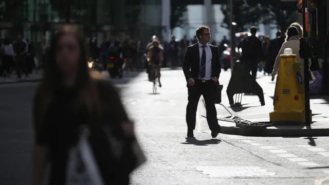 Trabajadores en el centro de Londres.