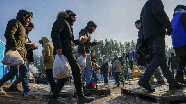 پناهجویان سر گردان برای نان