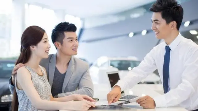 সবাই মনে করে সেলসম্যানরা সব সময় সত্য বলে না