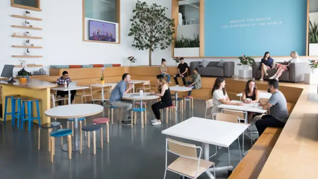La cantina de la oficina de Headspace en Los Ángeles.