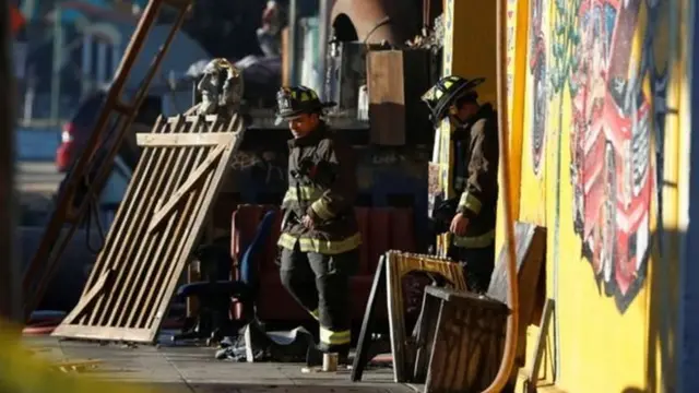 آگ، اوکلینڈ