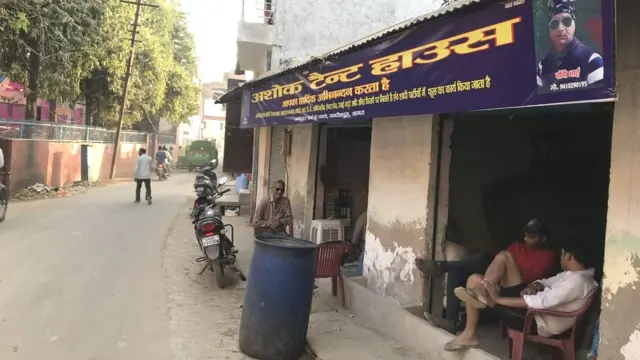 जगदीशपुरा के भीम नगरी में हरीश बाबू का टेंट हाउस