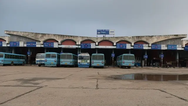 परिवहन व्यवस्था