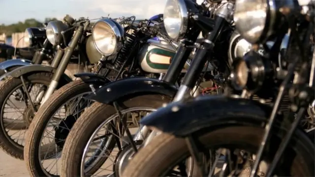 रॉयल एनफील्ड, भारत, महिंद्रा