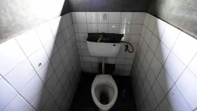 toilet