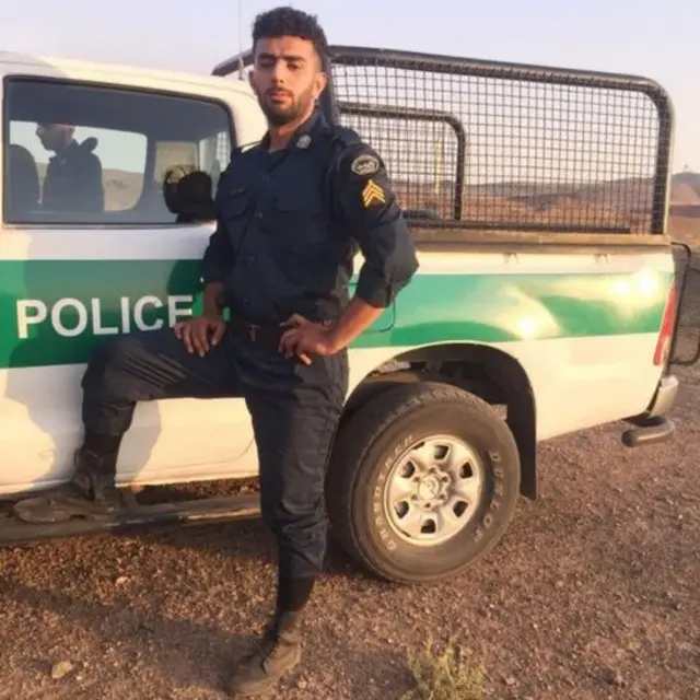 در مراسم تشییع فرید کرم‌پور گفته شد او در درگیری خیابانی کشته شده و اشاره‌ای به تصادف نمی‌شود