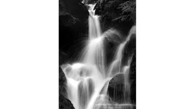 زخات المياه