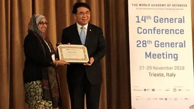 হাসিনা খান