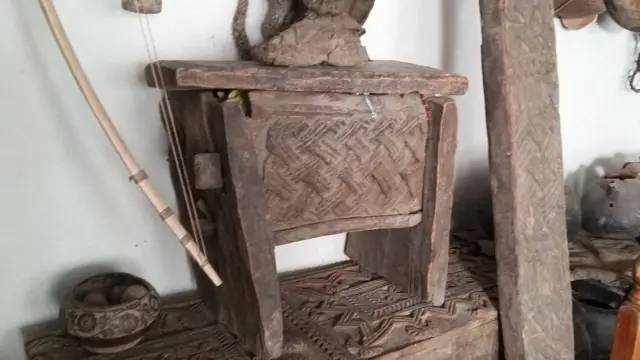 نورستاني توکي