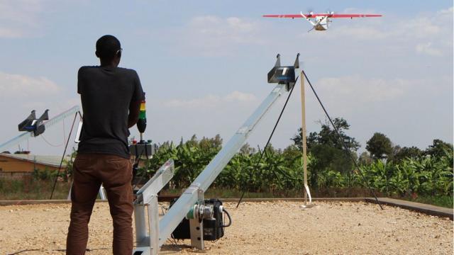 Lancé de drone au Rwanda