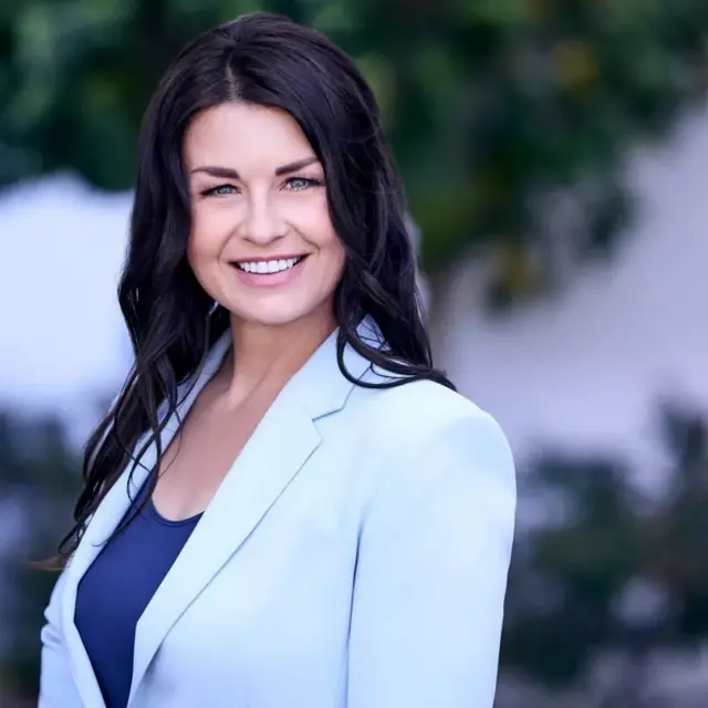 Le docteur Cortney S. Warren est une experte des relations et des ruptures.