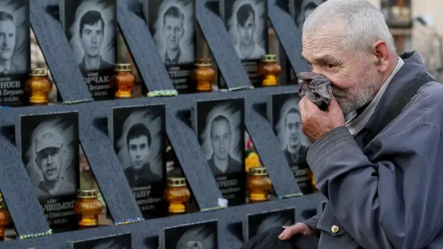 Стіна пам'яті Небесної сотні