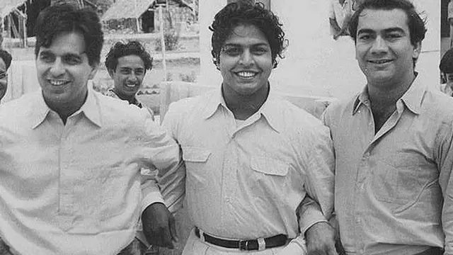 1950 ਅਤੇ 1960 ਦੇ ਦਹਾਕੇ ਦੇ ਮਸ਼ਹੂਰ ਖਲਨਾਇਕ ਪ੍ਰੇਮਨਾਥ (ਸੱਜੇ) ਦਿਲੀਪ ਕੁਮਾਰ