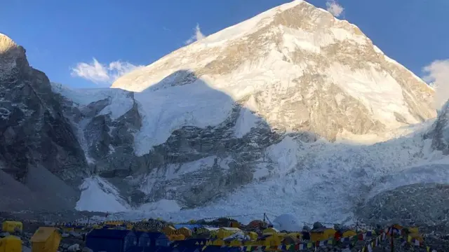 सगरमाथा आधार शिविर