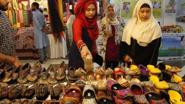 ভবিষ্যতে ঈদের কেনা-কাটাও অনলাইনে করবেন অনেকে।