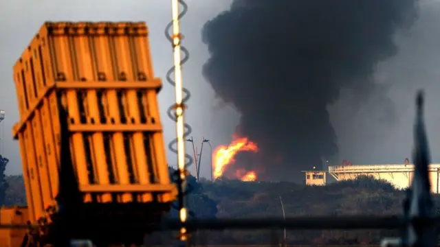 అష్కెలాన్ నగరంలోని ఐరన్ డోమ్ ఏరియల్ డిఫెన్స్ సిస్టమ్ బ్యాటరీ