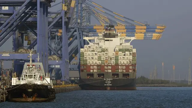 मुंद्रा पोर्ट