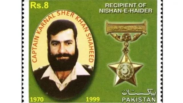 పాకిస్తాన్ ప్రభుత్వం షేర్ ఖాన్ గౌరవార్ధం విడుదల చేసిన తపాలా బిళ్ల