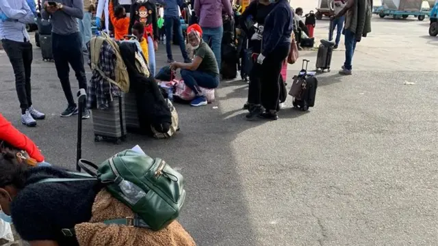 `Awọn abọde ilẹ Gẹẹsi