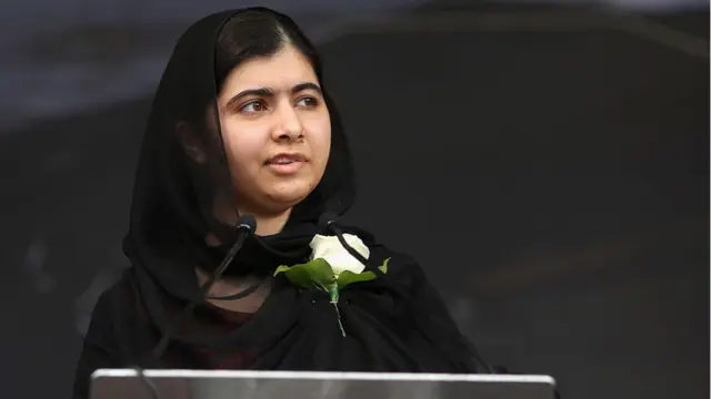 ملاله يوسفزۍ