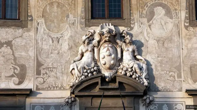 இத்தாலி