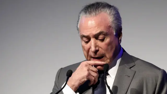 Presidente Michel Temer discursa