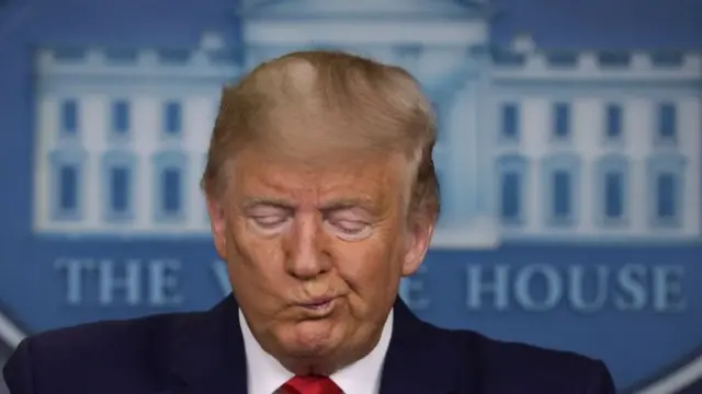 Para Mahbubani, el mayor error de EE.UU. fue ignorar las advertencias que llegaron a finales de enero.