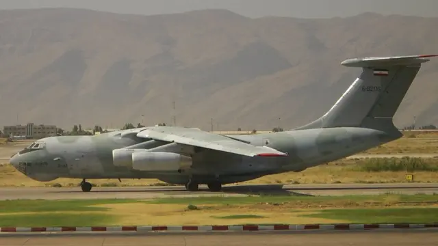 عکس یک هواپیمای ایلیوشین ۷۶ در ایران