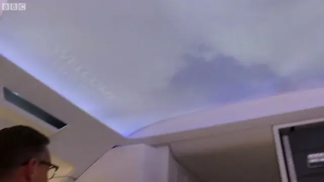 طيران الإمارات