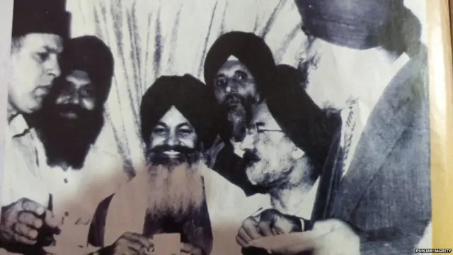 ਸੰਤ ਲੌਂਗੋਵਾਲ ਅਤੇ ਪ੍ਰਕਾਸ਼ ਸਿੰਘ