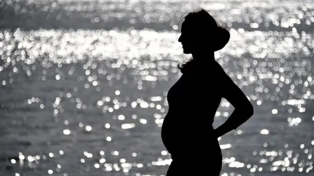 என் கருப்பையை அவர்கள் அகற்றிவிட்டார்கள் : தென்னாப்பிரிக்காவில் கட்டாய கருத்தடை சிகிச்சை