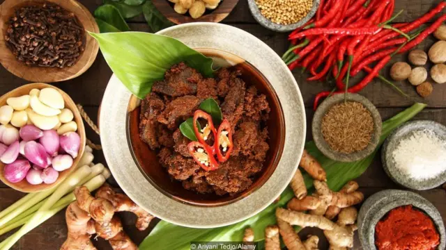 रेनडांग, मलेशिया, इंडोनेशिया