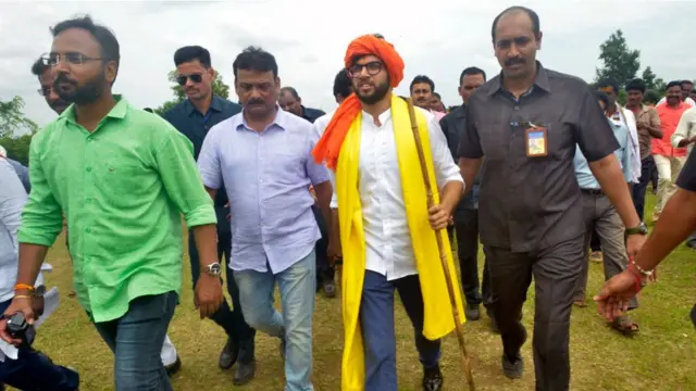 आदित्य ठाकरे, शिवसेना,