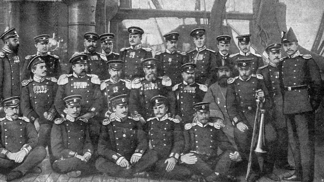 Офицеры крейсера