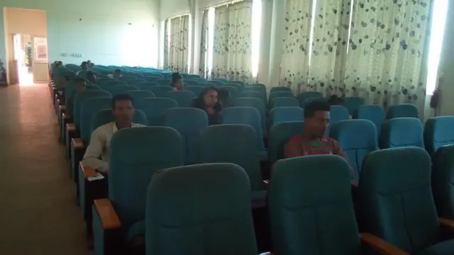 Kora waa'ee walirraa fageenya hawaasummaa eeggachuu irratti