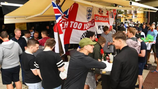 Ndị nso otu bọọlụ Ingland