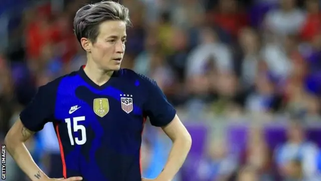 ክሱን የመሰረቱት ሴቶች መሪ ምርጥ የዓለም ሴት እግርኳስ ተጫዋች ሜጋን ራፒኖይ