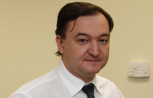 马格尼茨基生前是俄国律师，税务核查员。资料图片，2006年