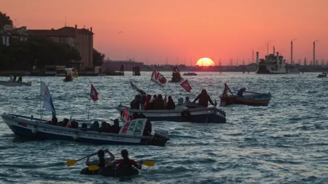 Venedik'te protestocular