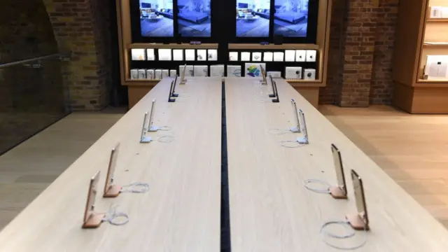 Los analistas tienen dudas sobre la capacidad de Apple de seguir vendiendo iPhones a un ritmo creciente.