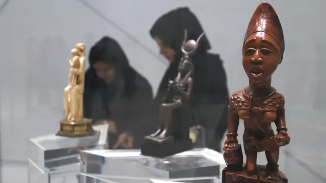 لوو عجائب گھر