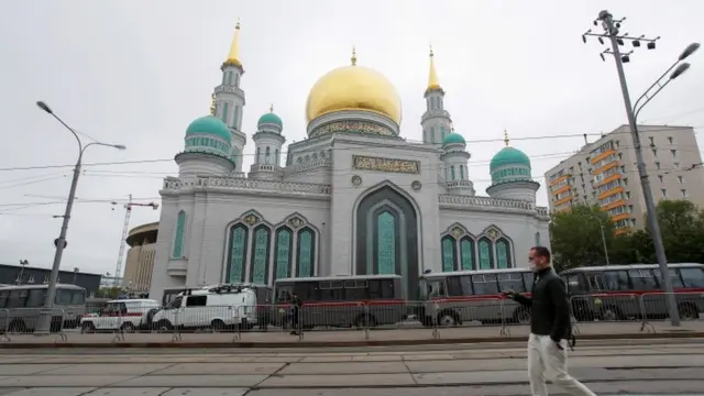 कोरोना महामारी, ईद