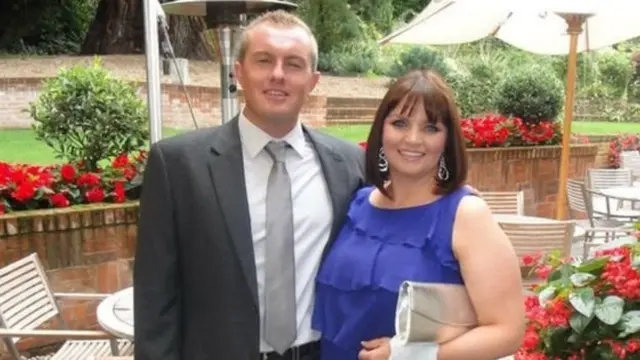 ஜென் பிக்கெலும் அவருடைய கணவர் ஆன்ட்ருவும்