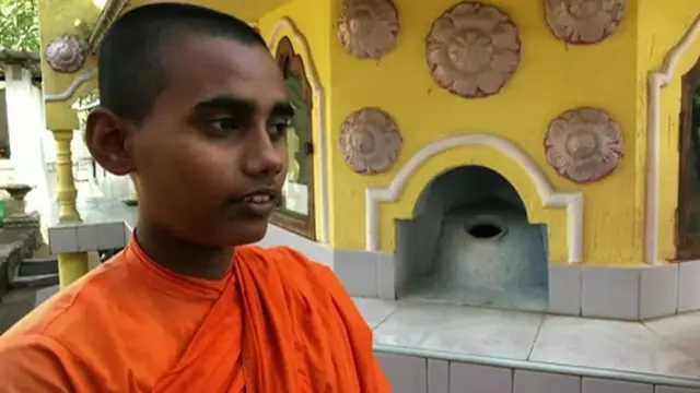 இலங்கையின் பிக்குனி பெண் துறவிகளும், அடையாள ஆவணங்களுக்கான போராட்டமும்