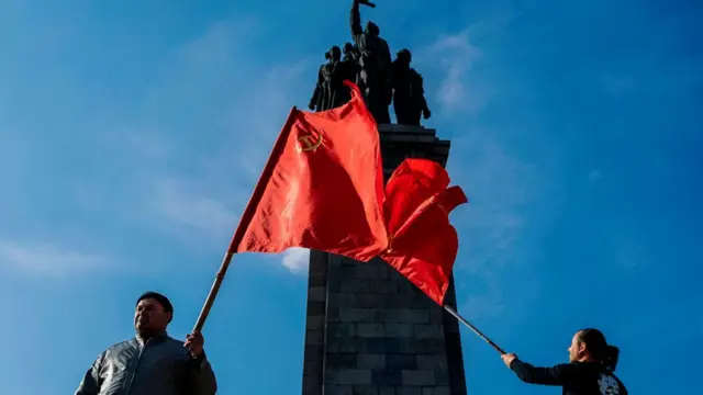 Rusia, Bulgaria, komunis